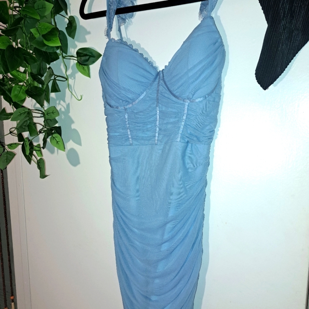 Windsor Date Night Dress - M Baby blue/powder blue